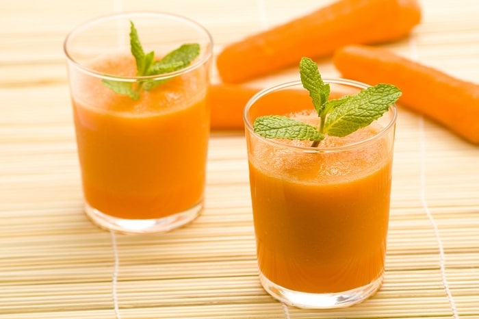 Nước ép cà rốt vừa giảm mỡ bụng vừa tốt cho sức khỏe.