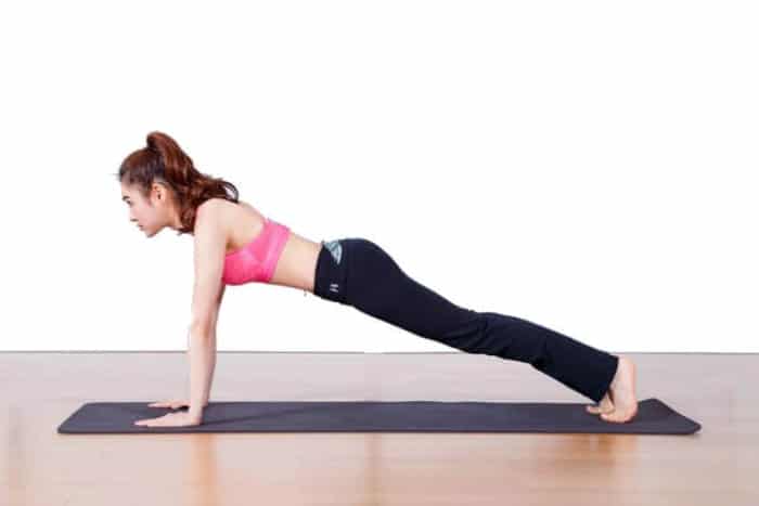 các tư thế yoga chữa đau lưng
