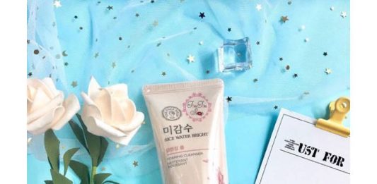 the face shop rice water bright cleansing foam